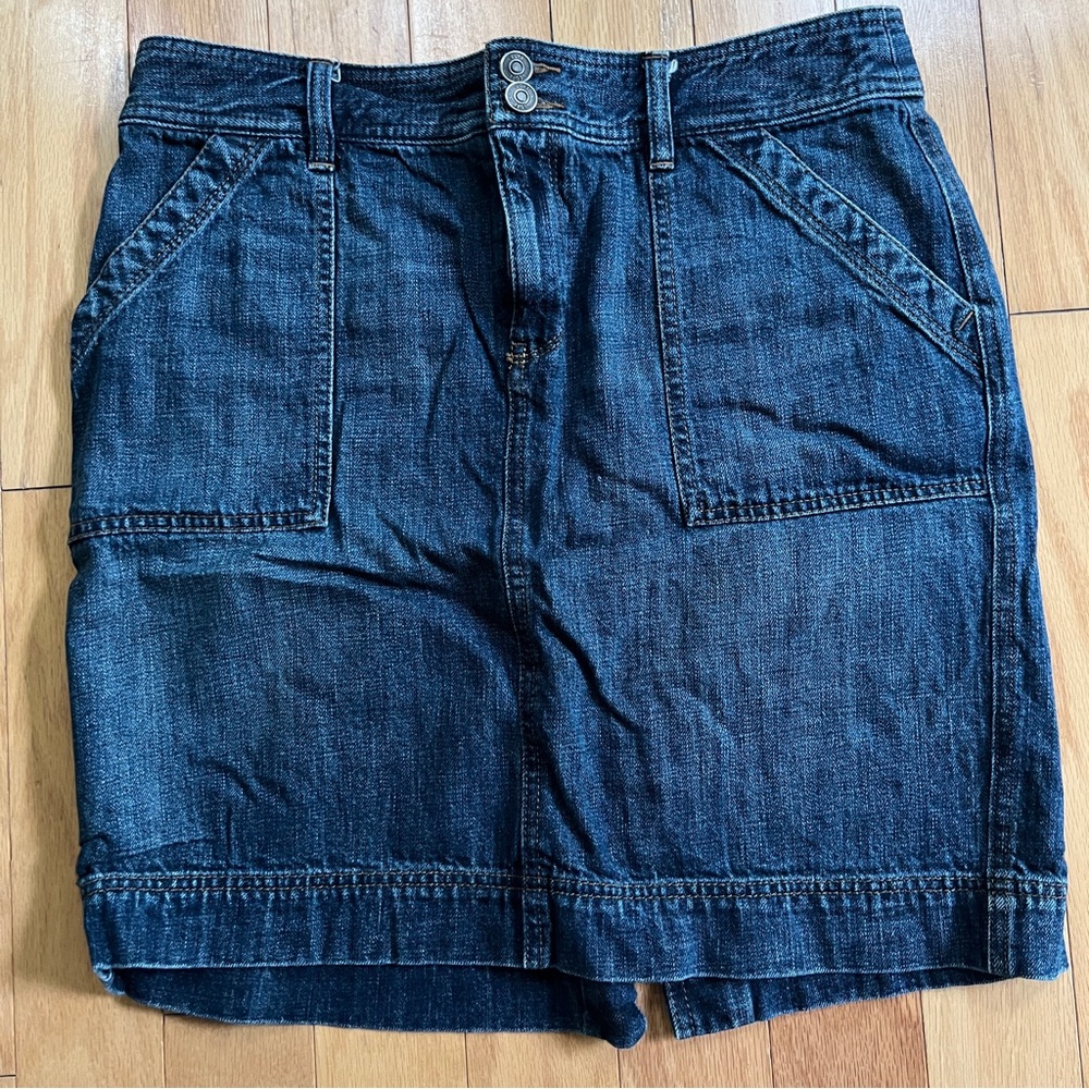 Loft women’s denim skirt size 8